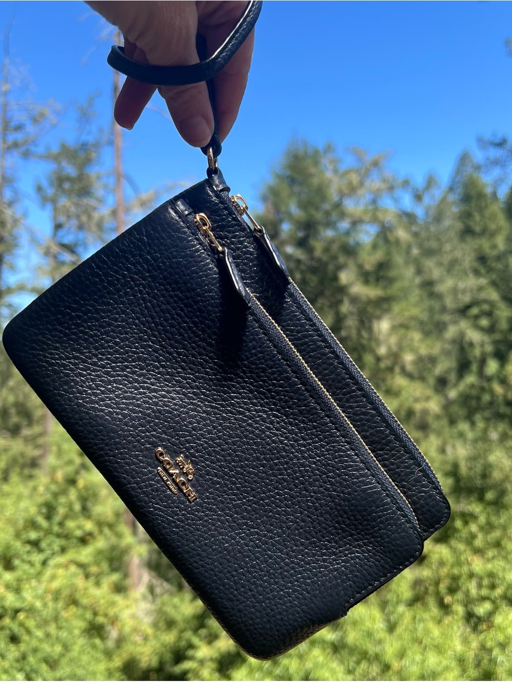COACH Women's Double Zip Wallet Wristlet Navy Blue Pebbled Leather Gold Hardware - Picture 3 of 10